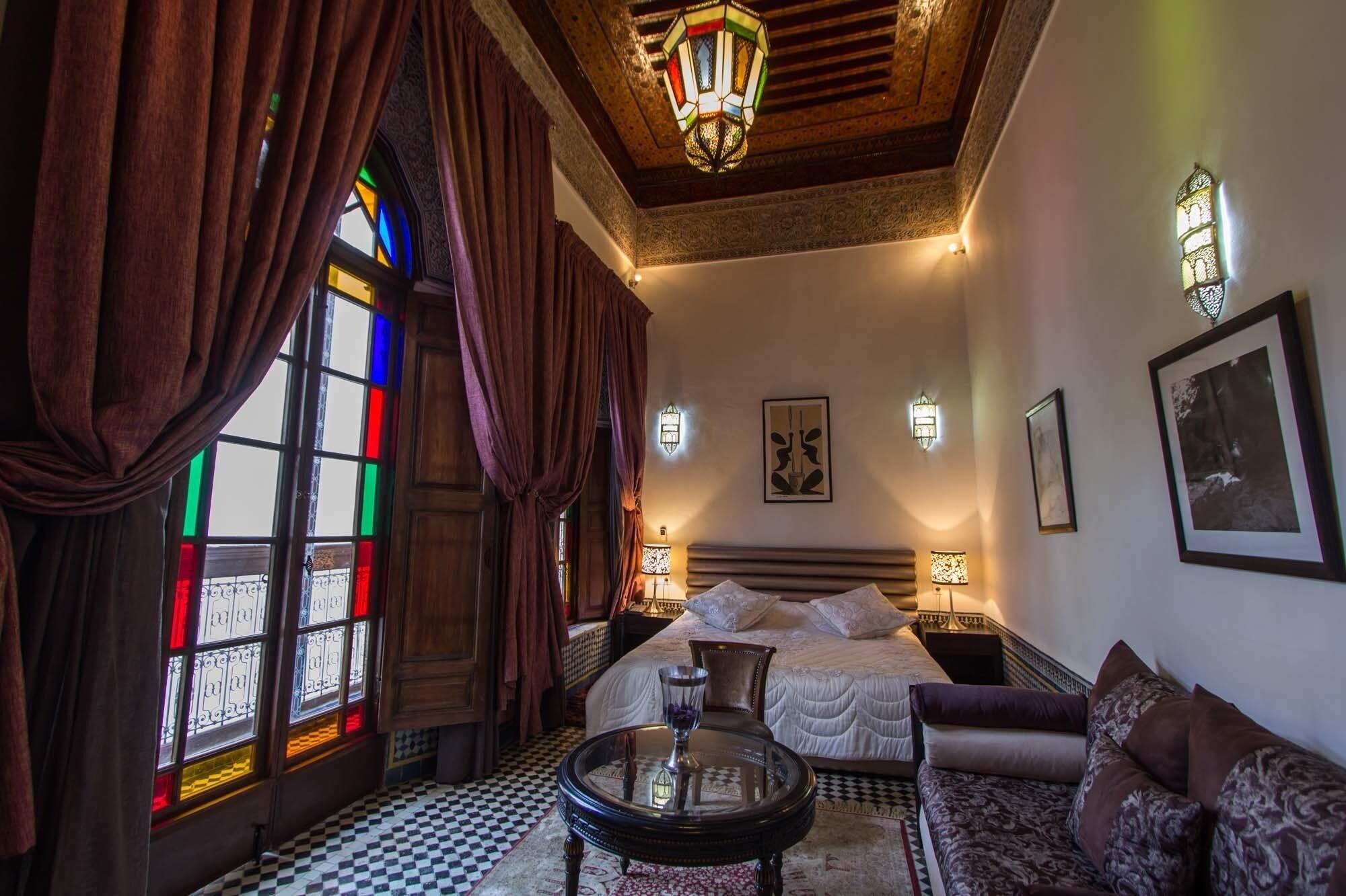 Riad Les Remparts De Фес Екстериор снимка