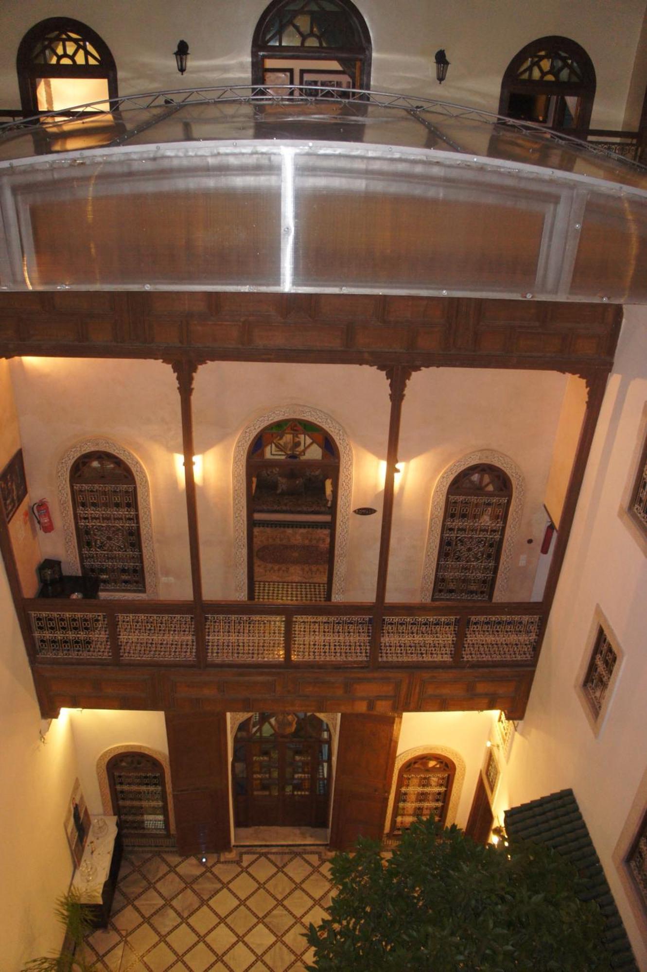 Riad Les Remparts De Фес Екстериор снимка