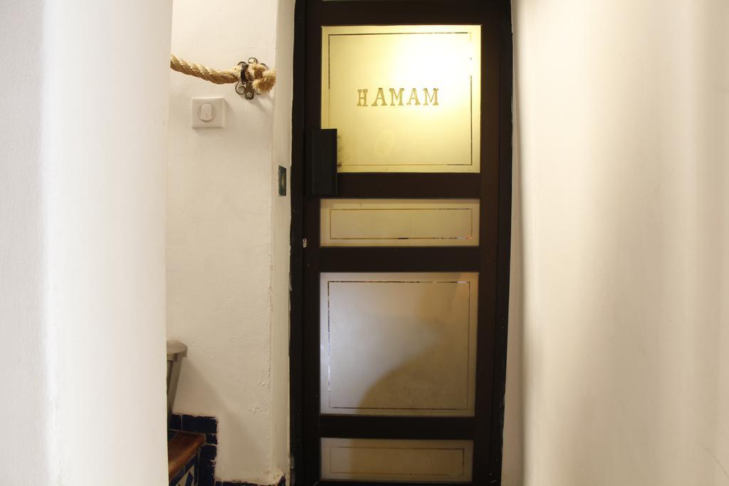 Riad Les Remparts De Фес Екстериор снимка