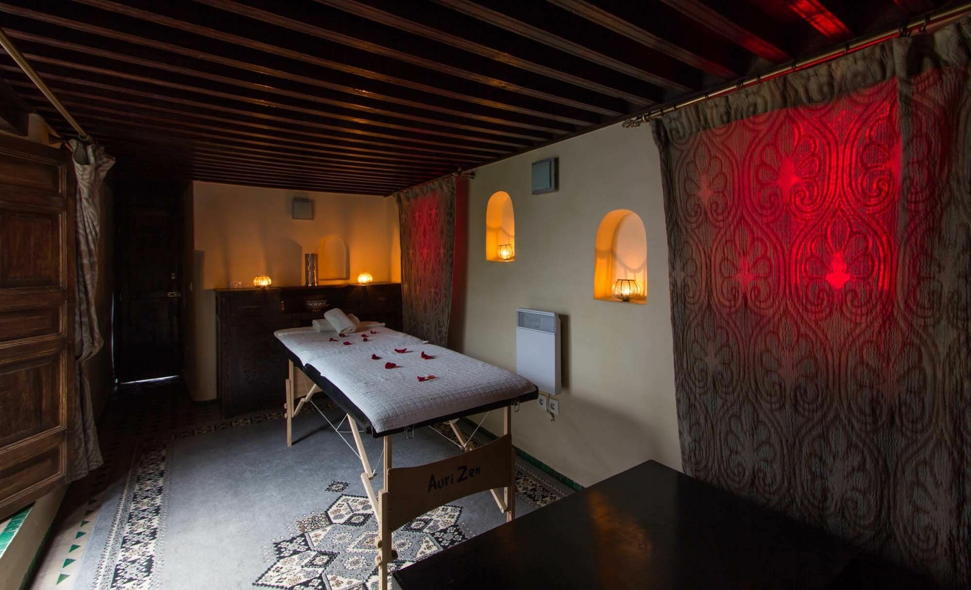 Riad Les Remparts De Фес Екстериор снимка