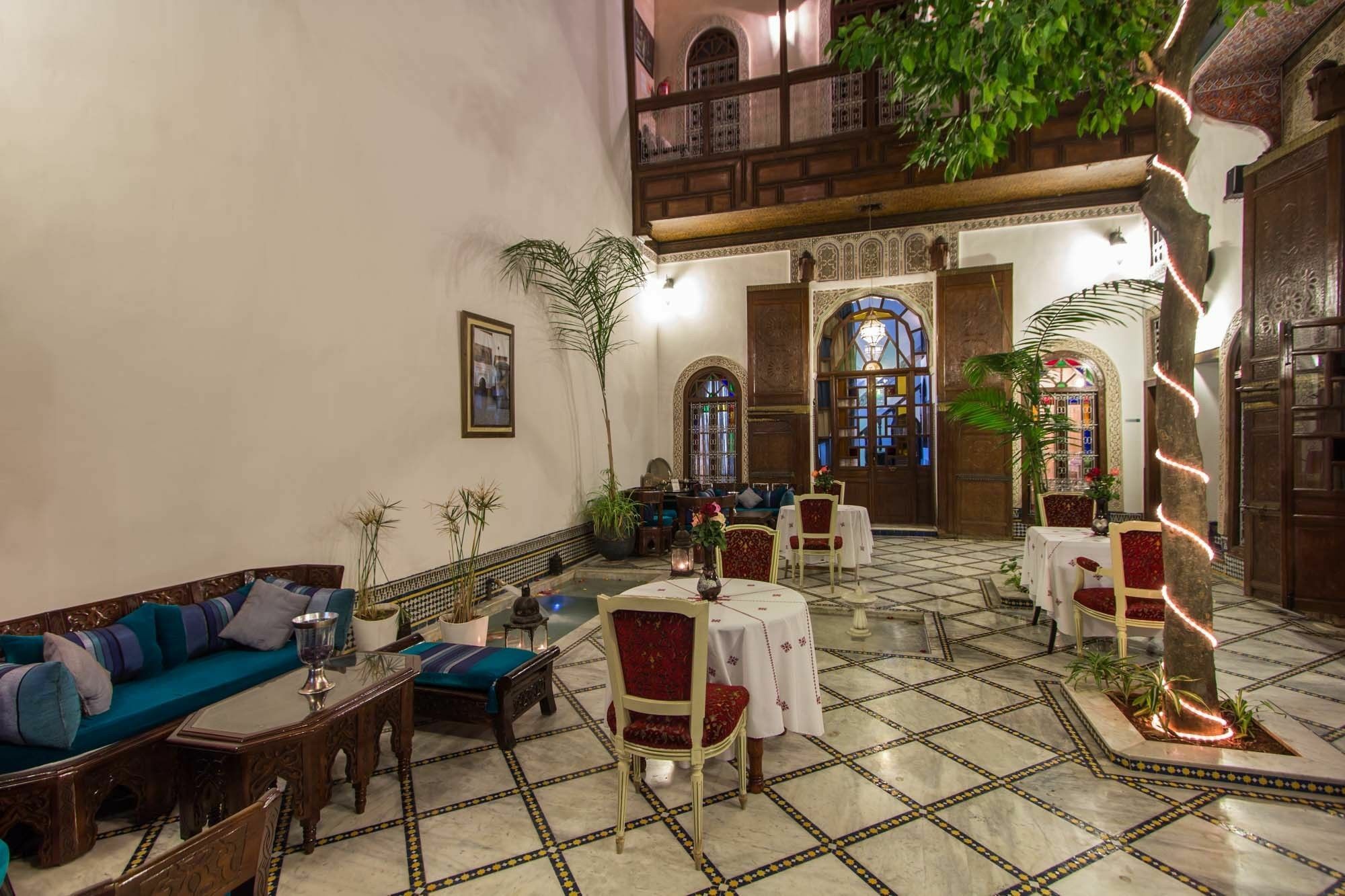 Riad Les Remparts De Фес Екстериор снимка