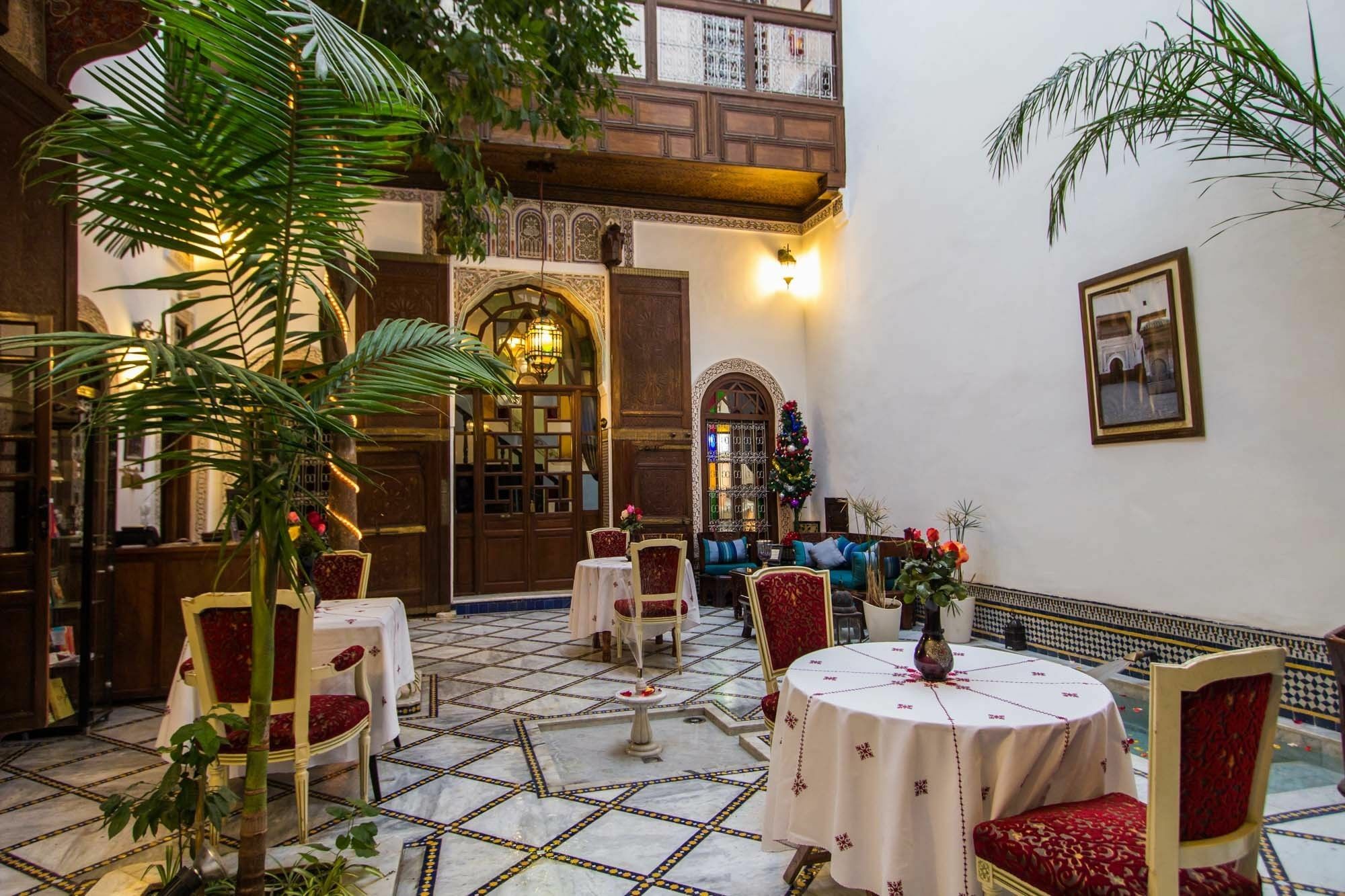 Riad Les Remparts De Фес Екстериор снимка